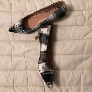 NWOBox plaid pointed toe kitten heel shoes